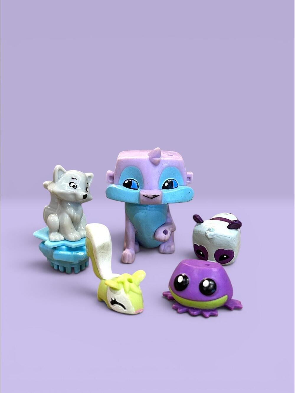 Animal Jam Mini Figurine Lot